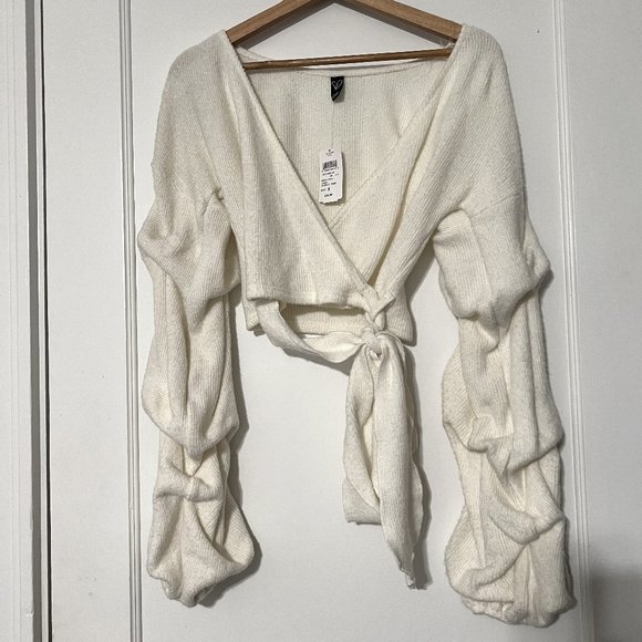 Windsor Sweaters - WINDSOR Off White Waist Wrap Crop Sweater Top with Gathered Sleeves